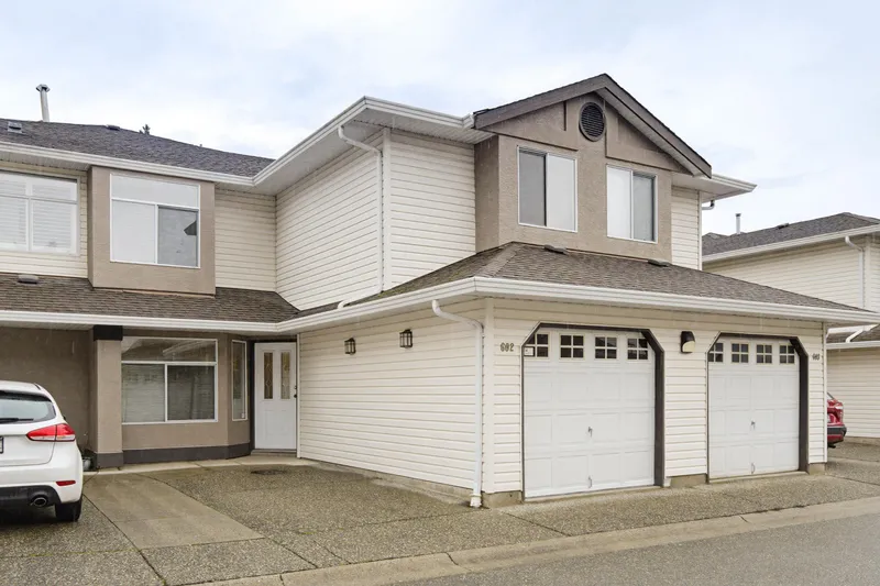 602 8260 162A STREET - photo 1 of 25