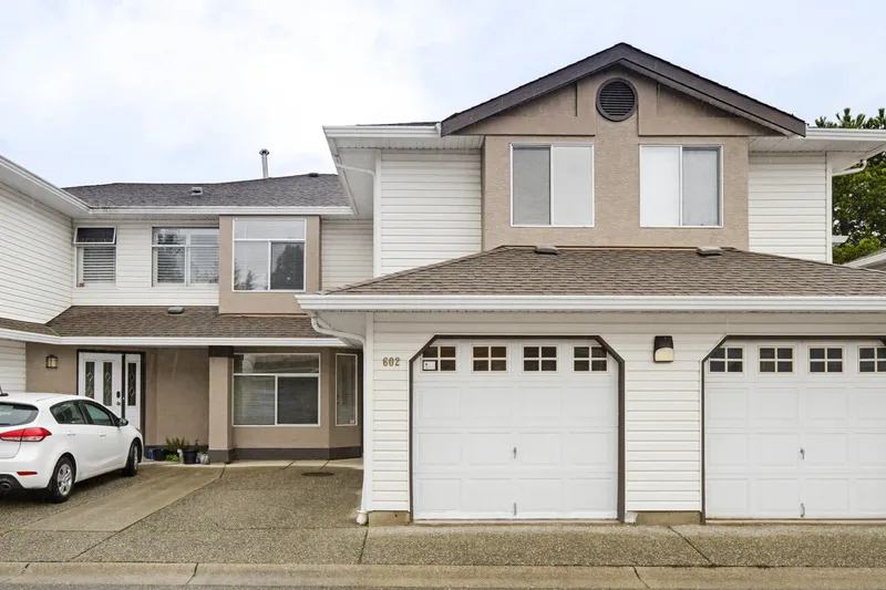 602 8260 162A STREET - photo 2 of 25