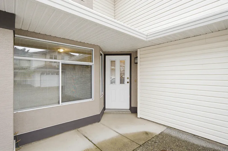 602 8260 162A STREET - photo 4 of 25