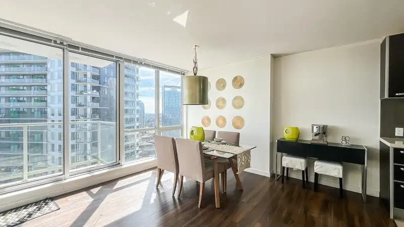 2706 9981 WHALLEY BOULEVARD - photo 1 of 28