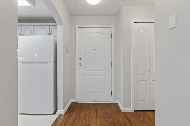 109 17727 58 AVENUE - photo 4 of 40