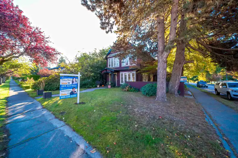4094 W 38TH AVENUE - photo 3 of 32