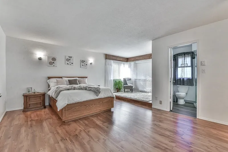 1648 KEMPLEY COURT - photo 3 of 5