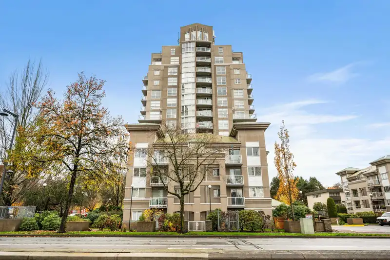 1108 10523 UNIVERSITY DRIVE - photo 1 of 30