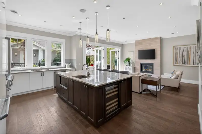 1850 WEST 36TH AVENUE - photo 4 of 24