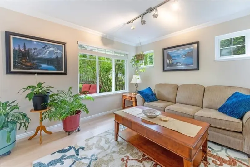 146 12040 68 AVENUE - photo 2 of 25