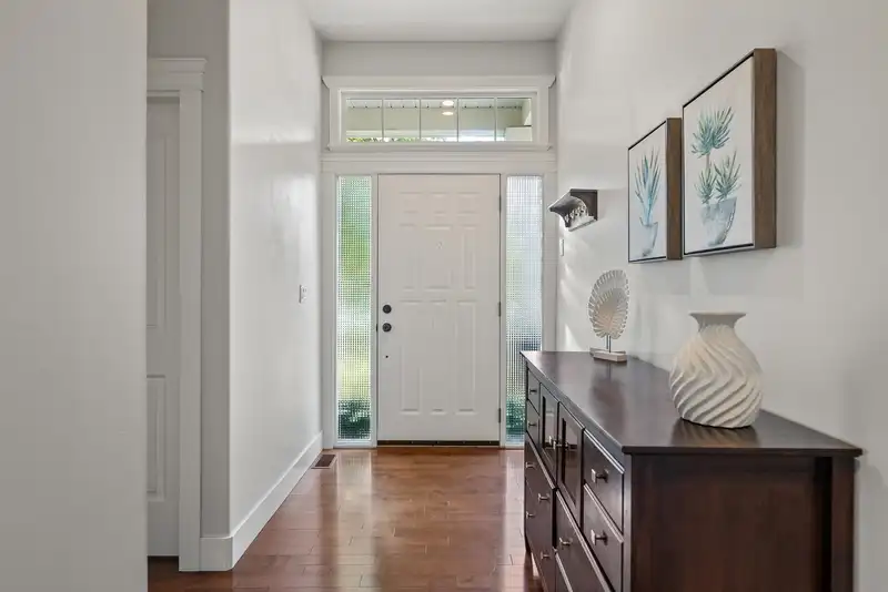 6170 150B STREET - photo 2 of 40