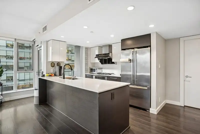 613 1618 QUEBEC STREET - photo 4 of 23