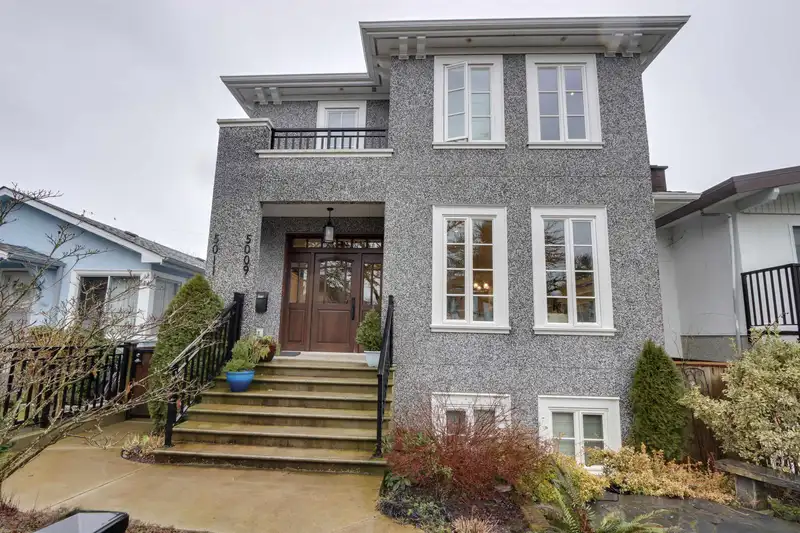 5009 SOMERVILLE STREET - photo 1 of 35