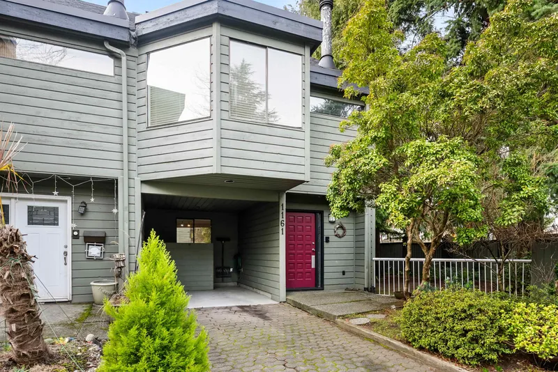 1161 FAIRWAY VIEWS WYND - photo 2 of 25