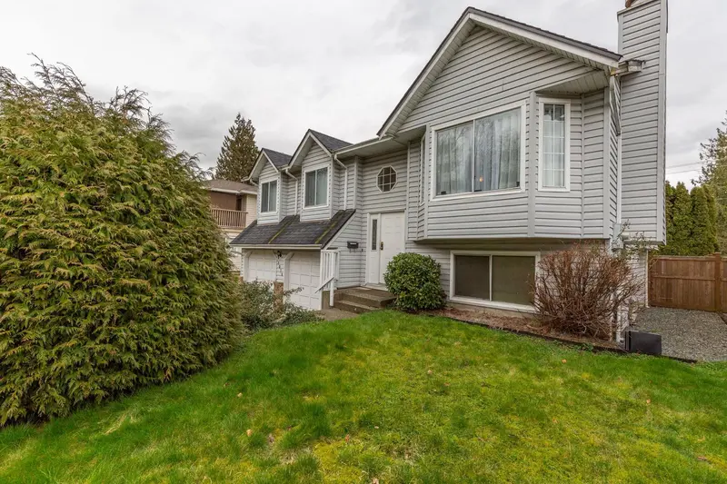 2970 CROSSLEY DRIVE - photo 2 of 25