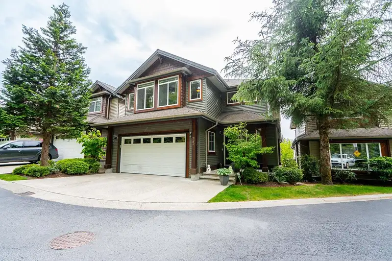 25 1705 PARKWAY BOULEVARD - photo 1 of 36