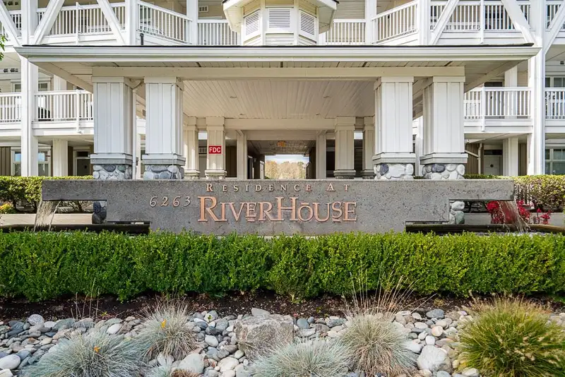 314 6263 RIVER ROAD - photo 1 of 39