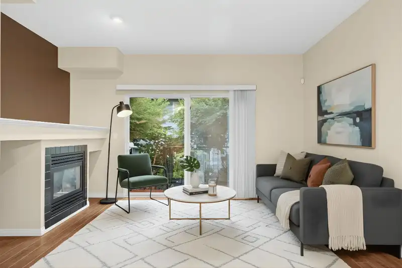 63 8737 161 STREET - photo 2 of 17