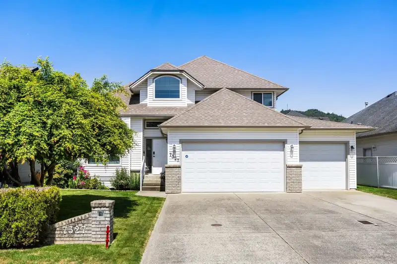 7327 PRASMOUNT PLACE - photo 2 of 37