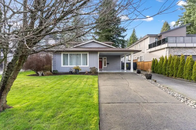 2217 154 STREET - photo 1 of 25