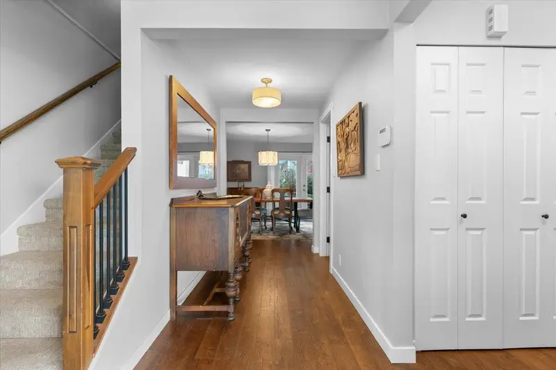 2217 154 STREET - photo 4 of 25