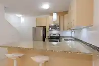 112 3888 NORFOLK STREET - thumbnail 2