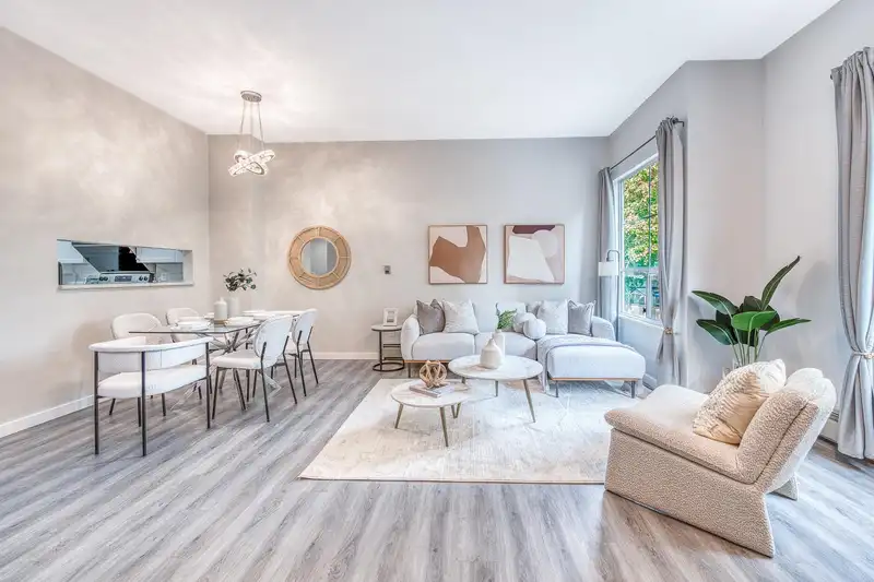 19 7380 MINORU BOULEVARD - photo 1 of 17