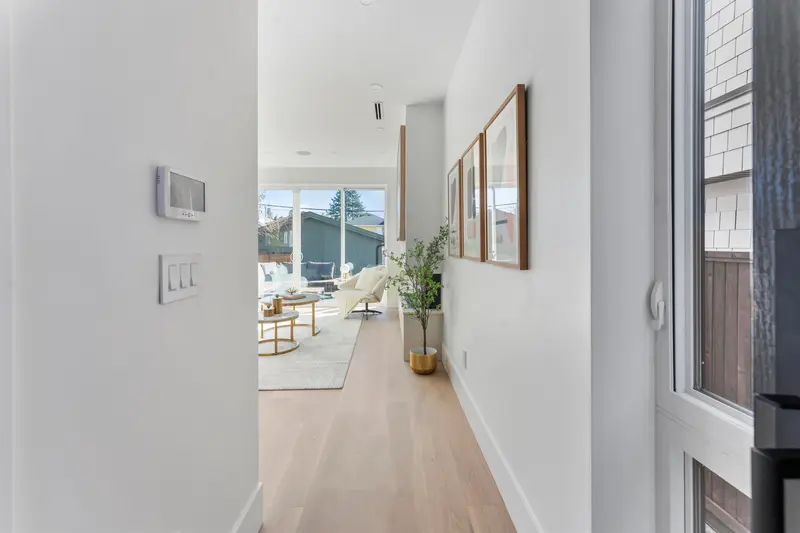 2 2138 W 48TH AVENUE - photo 3 of 21