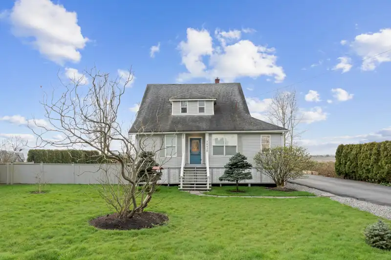 3807 72 STREET - photo 1 of 34