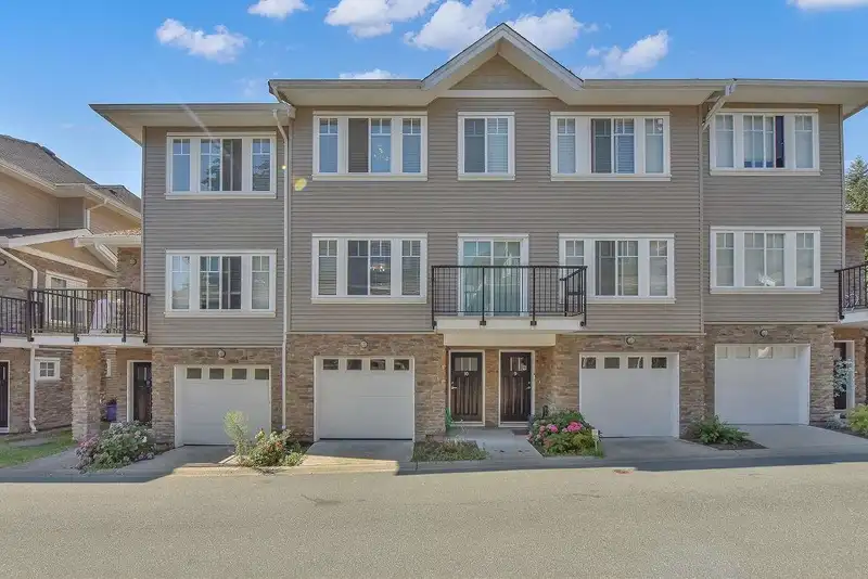 10 13864 HYLAND ROAD - photo 2 of 36