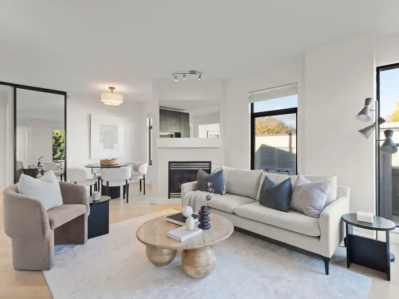 612 2228 MARSTRAND AVENUE - photo 1 of 12