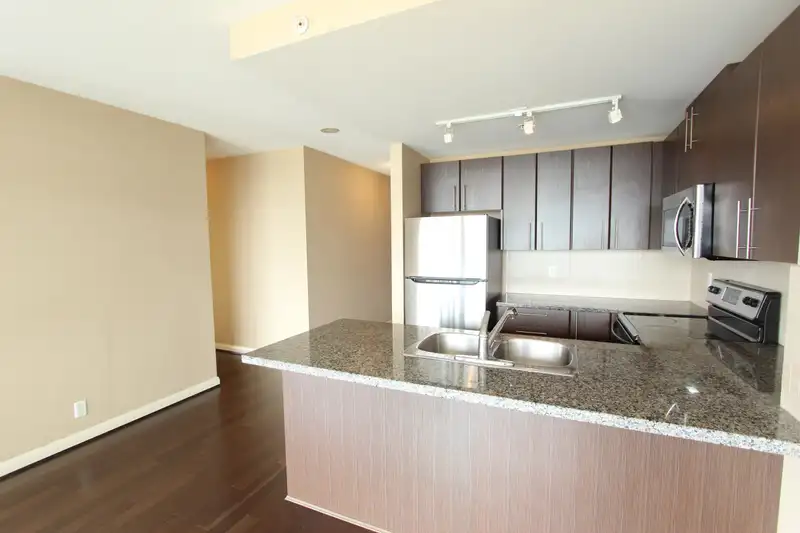 3301 892 CARNARVON STREET - photo 3 of 22