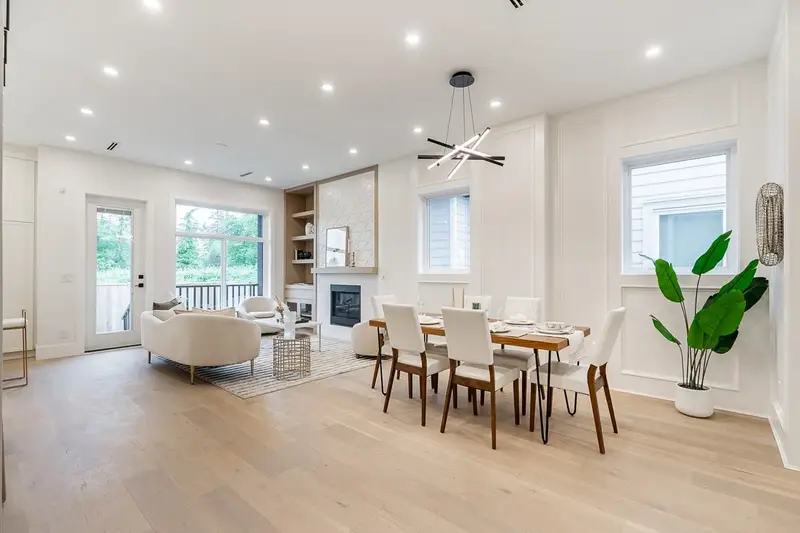 7519 205 STREET - photo 4 of 25