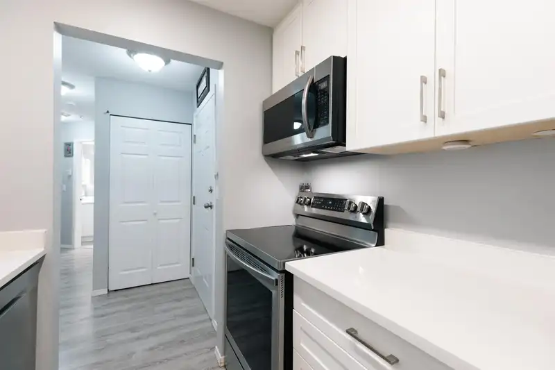 107 2437 WELCHER AVENUE - photo 3 of 18
