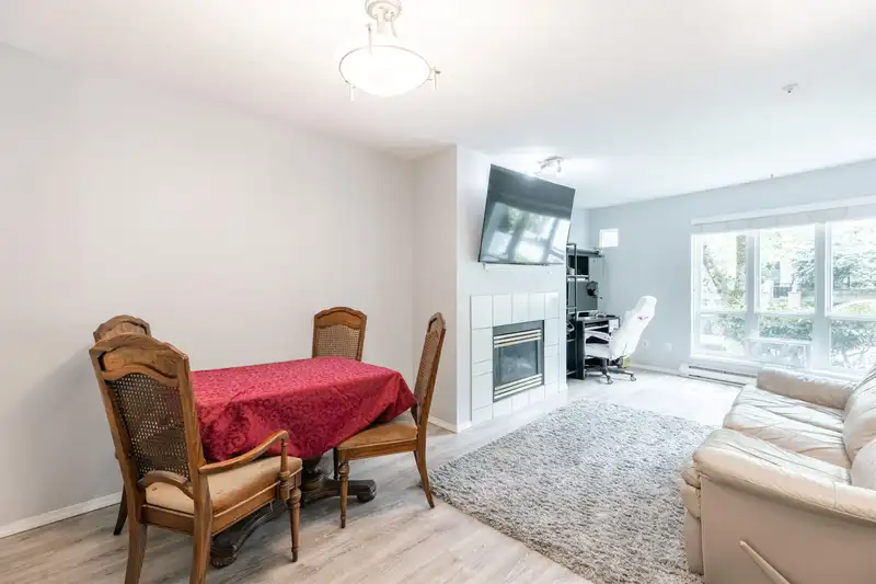 107 2437 WELCHER AVENUE - photo 4 of 18
