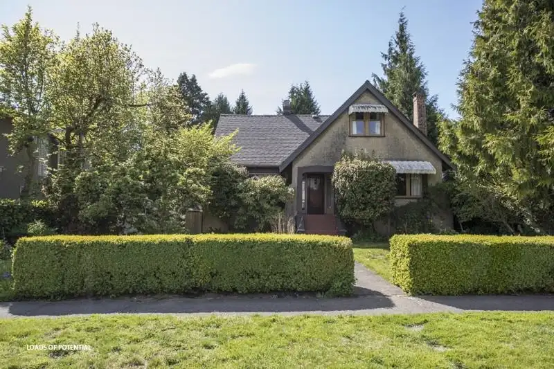 6857 LABURNUM STREET - photo 1 of 40