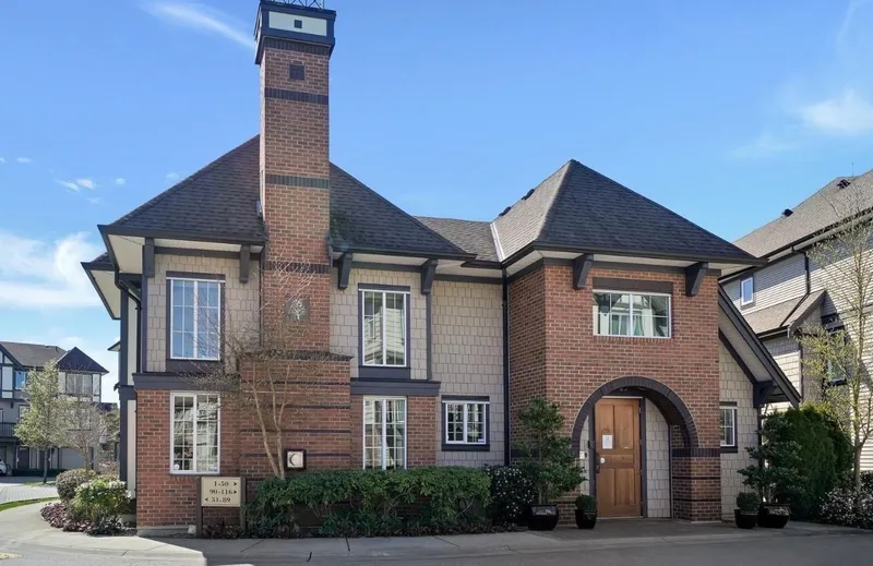 72 9566 TOMICKI AVENUE - photo 2 of 25