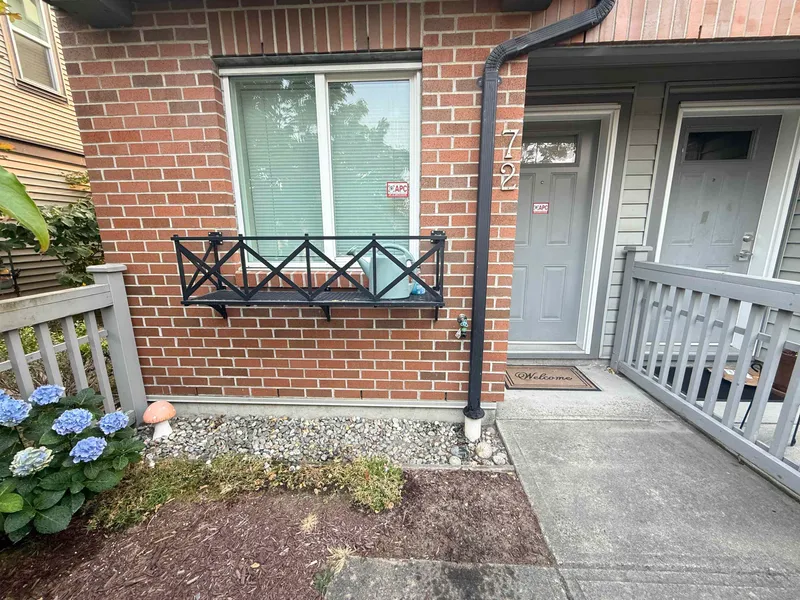 72 9566 TOMICKI AVENUE - photo 4 of 25