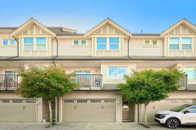 40 8358 121A STREET - photo 1 of 21