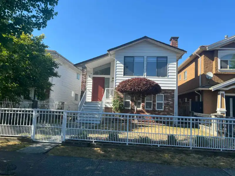 817 E 51 AVENUE - photo 1 of 37