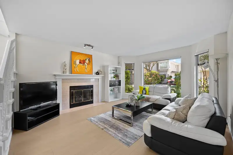 13 5311 LACKNER CRESCENT - photo 2 of 23