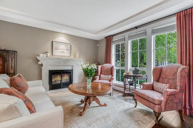 4054 W 20TH AVENUE - photo 4 of 29