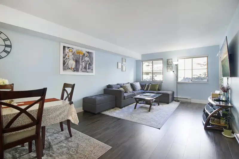 227 12101 80 AVENUE - photo 1 of 24
