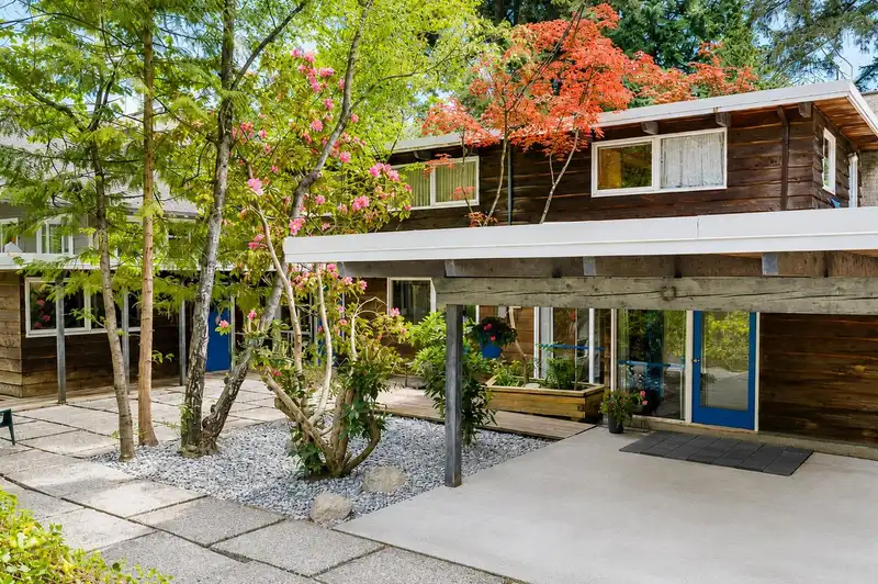 173 W OSBORNE ROAD - photo 1 of 40
