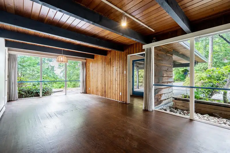173 W OSBORNE ROAD - photo 3 of 40