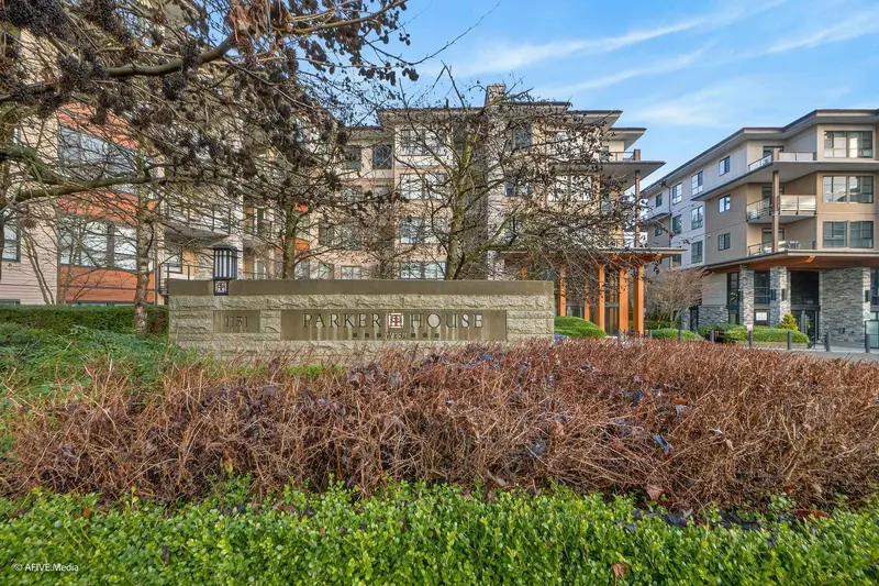 308 1151 WINDSOR MEWS - photo 3 of 25