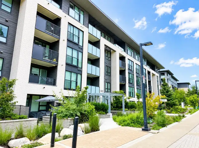 201 9228 SLOPES MEWS - photo 3 of 17