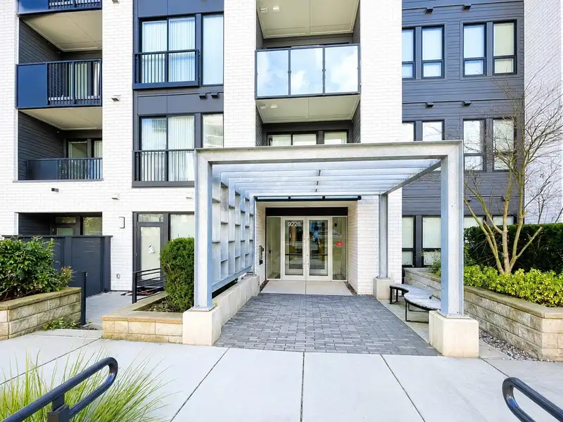 201 9228 SLOPES MEWS - photo 4 of 17