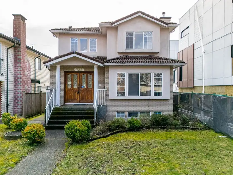 726 E 56TH AVENUE - photo 1 of 27