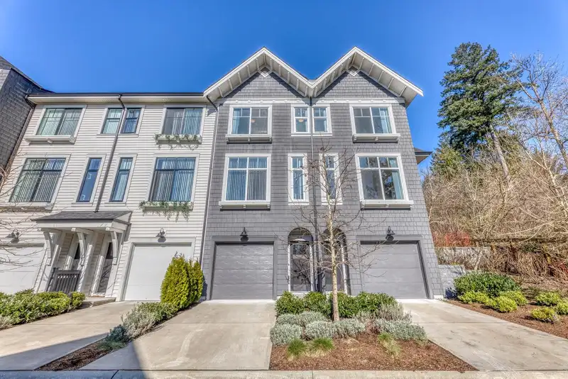 133 1331 OLMSTED STREET - photo 1 of 40
