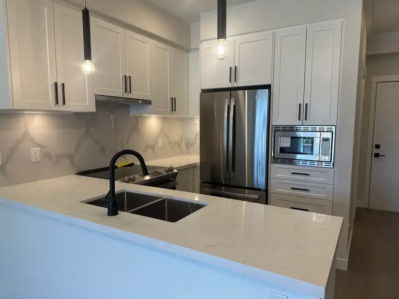 104 12109 223 STREET - photo 4 of 21