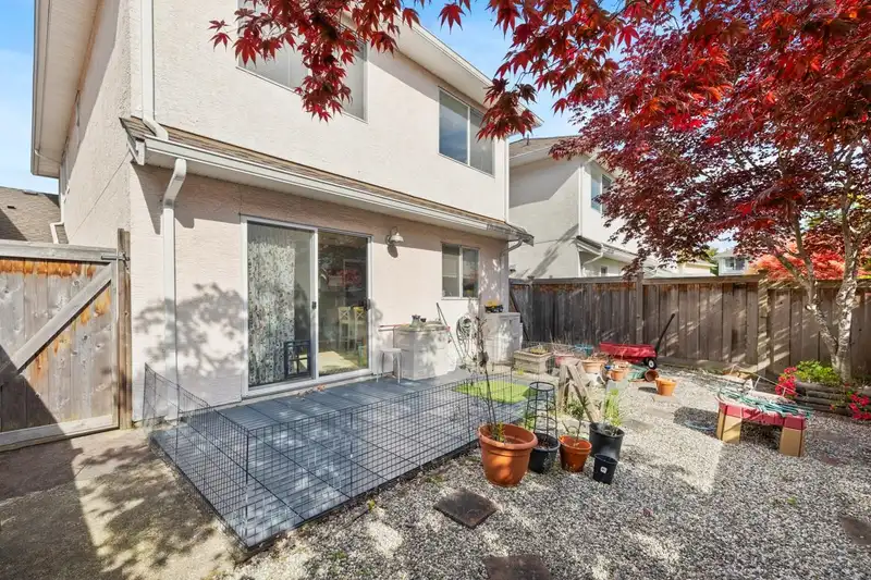 81 10000 FISHER GATE - photo 4 of 26