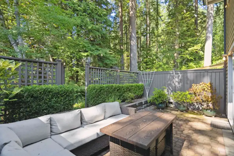 2922 MT SEYMOUR PARKWAY - photo 4 of 32