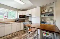 50 E 10TH AVENUE - thumbnail 26